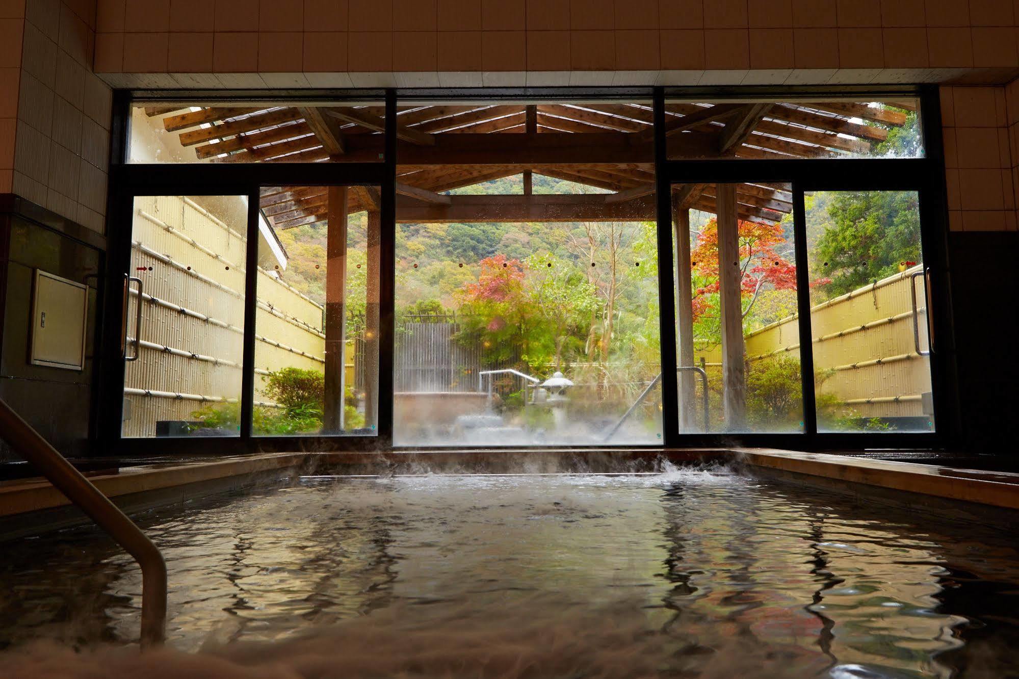 Hotel Hatsuhana Hakone Exterior photo